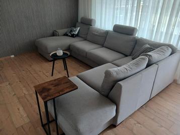 Mooie nette grote xl hoekbank 285x265 beschikbaar voor biedingen