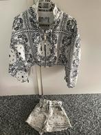 Bershka jasje xs met bijpassend broekje 32, Kleding | Dames, Jassen | Zomer, ., Bershka, Zo goed als nieuw, .