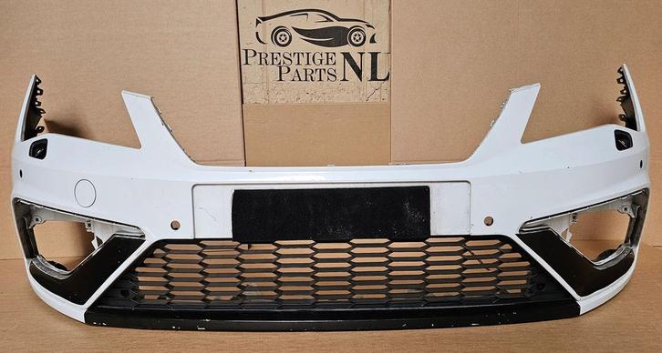 Voorbumper Seat Leon 3 III 5F FACELIFT FR SPORT bj 2017-2021, Auto-onderdelen, Carrosserie en Plaatwerk, Bumper, Voor, Gebruikt