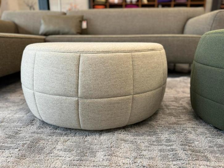 Nieuw Design on Stock Barrell 80 Spirit Poef Hocker Groen, Huis en Inrichting, Banken | Voetenbanken en Poefen, Nieuw, 75 tot 100 cm