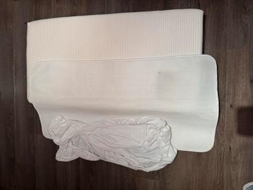 AeroSleep matrasbeschermer en matras en molton beschikbaar voor biedingen
