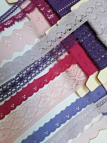 pakket roze lila paars katoen kant en broderie, heel mooi beschikbaar voor biedingen