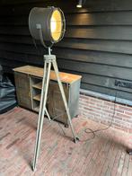 Industriële driepoot Vloerlamp view antraciet ehdp te koop!, Huis en Inrichting, Lampen | Vloerlampen, Gebruikt, Industrieel, vintage, modern