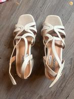 Mooie sandalen met hak, Wit, Zo goed als nieuw, Bluebox, Sandalen of Muiltjes