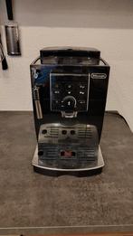 DeLonghi Espressomachine met Stoompijpje, Witgoed en Apparatuur, Koffiezetapparaten, Gebruikt, Espresso apparaat, 2 tot 4 kopjes