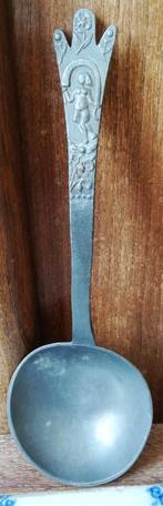 Tin. Lepel. Naakte dame/floraal. Merkstemp. 18 cm. Ca 1750., Antiek en Kunst, Antiek | Tin, Ophalen