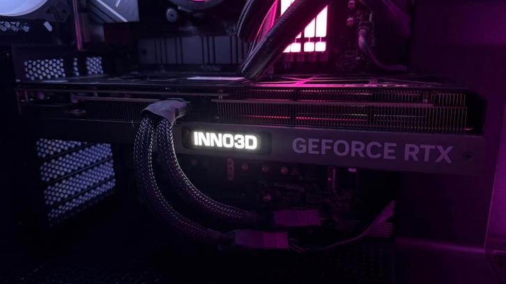 INNO3D GEFORCE RTX 4070 TI X3 top conditie 1,5 jaar garantie, Computers en Software, Videokaarten, Zo goed als nieuw, Nvidia, PCI-Express 4.0