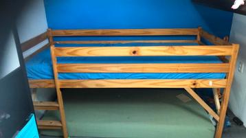 Half hoogslaper bed rhout 90x200cm beschikbaar voor biedingen