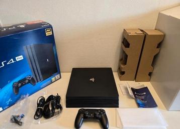Playstation 4 PRO 1TB (1000 Gb!) Zo goed als nieuw/ Compleet beschikbaar voor biedingen