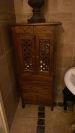 Kastje koloniaal kastje, Ophalen