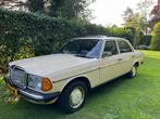 Mercedes W123 230 E 1981 aut schuifdak stuurbekrachtiging, Auto's, Oldtimers, Automaat, Achterwielaandrijving, Zwart, Overige kleuren