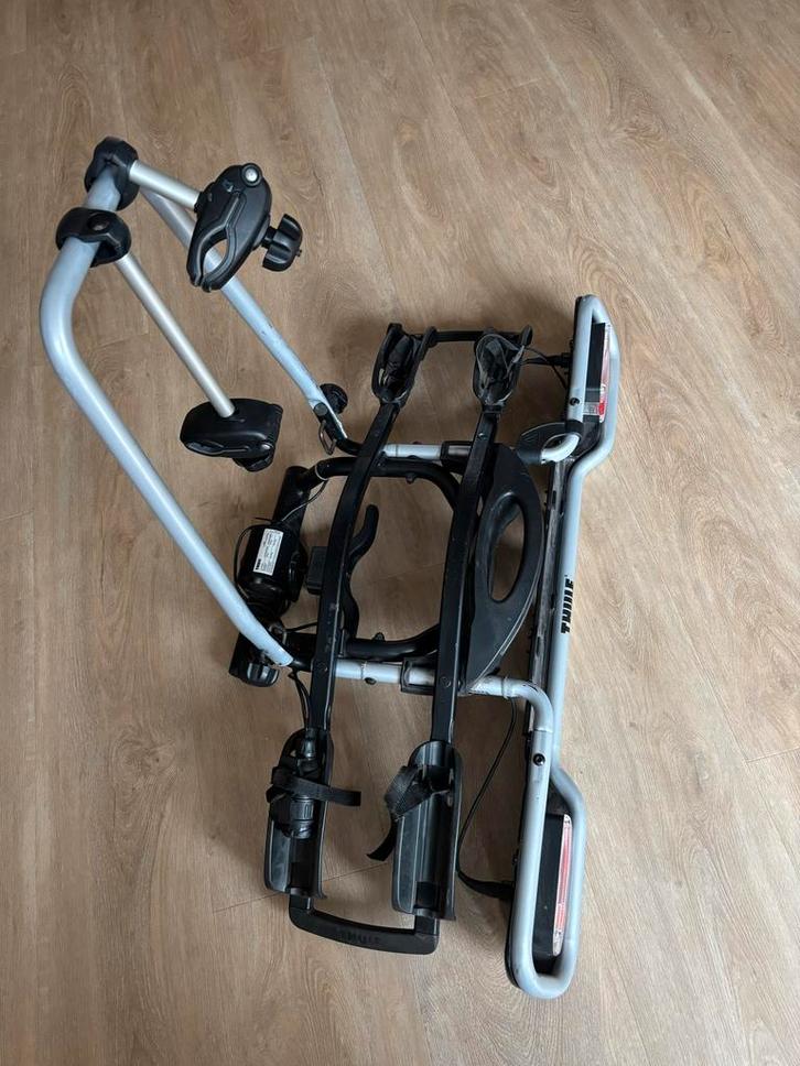 Kantelbare Thule Fietsendrager - Trekhaak, Auto diversen, Fietsendragers, Gebruikt, Trekhaakdrager, 2 fietsen, Brede banden, Ophalen