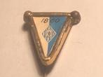 Plastic VOETBALCLUB 1860 Speld (Blauw/Wit/Goudkleur)., Verzenden, Zo goed als nieuw, Sport, Speldje of Pin