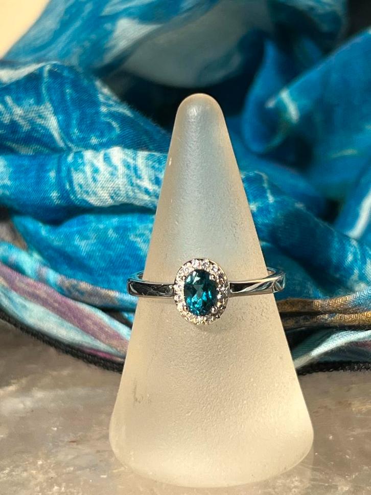 Topaas London blue geluk voorspoed uniek magie zeldzaam, Sieraden, Tassen en Uiterlijk, Ringen, Nieuw, Dame of Heer, 17 tot 18