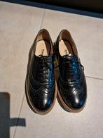 Vintage dames schoenen maat 40, Kleding | Dames, Schoenen, Ophalen of Verzenden, Zo goed als nieuw, Sneakers of Gympen