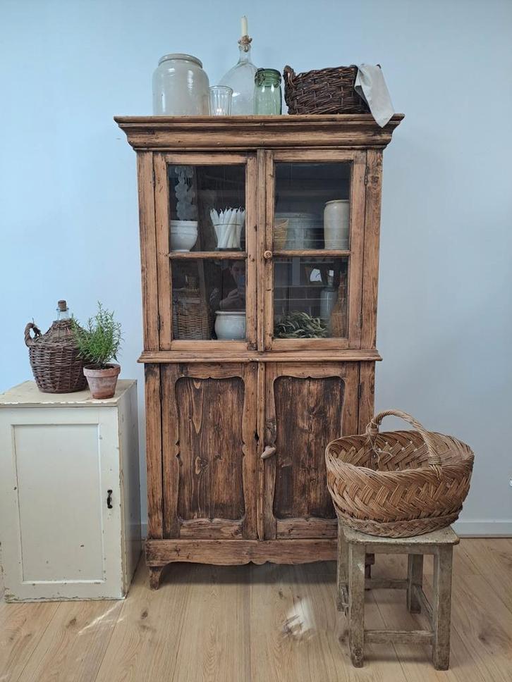 VERKOCHT Oude Franse kast, Oud Franse keukenkast, Huis en Inrichting, Kasten | Buffetkasten, Gebruikt, 150 tot 200 cm, 100 tot 150 cm