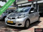 Toyota Aygo 1.0-12V Aspiration met vol jaar apk, Voorwielaandrijving, Stof, Gebruikt, Zwart