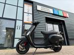 Vespa S50 (als LX) bj.8-2011 4T4V Mat Zwart 28.980km + alarm, Fietsen en Brommers, Benzine, Maximaal 45 km/u, 50 cc, Ophalen of Verzenden