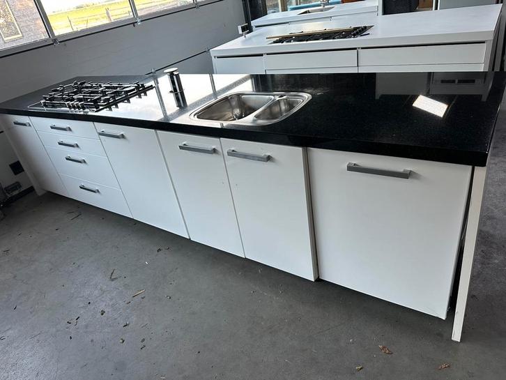 Keuken kookeiland, Huis en Inrichting, Keuken | Complete keukens, Gebruikt, Overige typen, Wit, Graniet of Steen, Met kookeiland