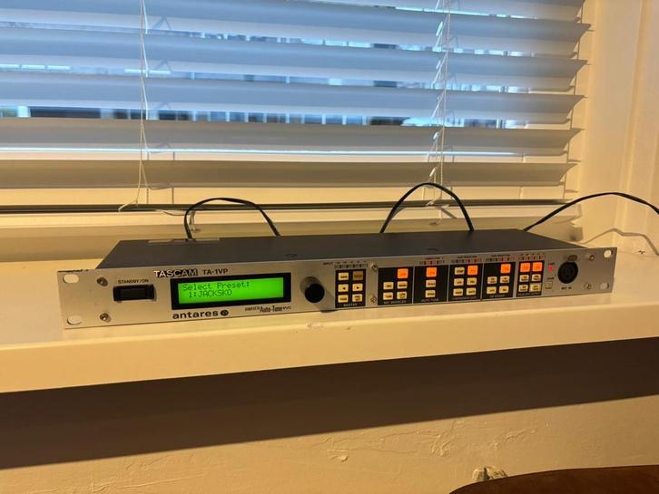 Tascam TA-1VP Vocal Processor met Antares Auto-Tune, Audio, Tv en Foto, Professionele Audio-, Tv- en Video-apparatuur, Gebruikt
