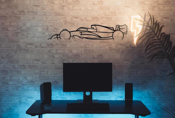 Stoere metalen F1 wanddecoratie – ideaal voor de echte autos, Huis en Inrichting, Woonaccessoires | Wanddecoraties, Nieuw, Ophalen of Verzenden