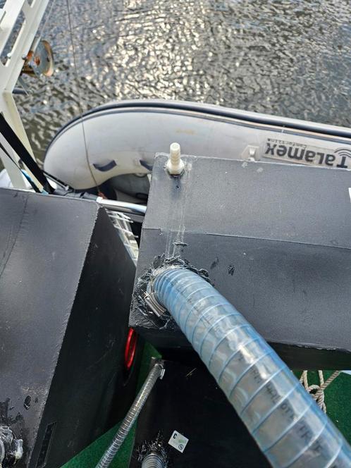 2 kunststof watertanks voor boot z.g.a.n., Watersport en Boten, Bootonderdelen, Zo goed als nieuw, Motor en Techniek, Ophalen