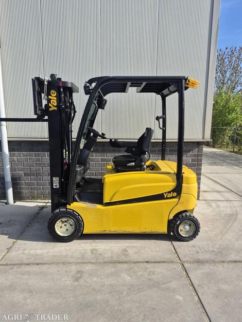 Yale ERP 20 VF triplex sideshift 4e func bj 2010 accu 81%, Zakelijke goederen, Machines en Bouw | Heftrucks en Intern transport