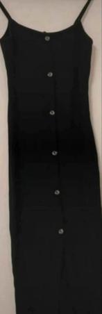 Zwarte midi jurk met knopen maat  38, Kleding | Dames, Jurken, Ophalen of Verzenden, Zo goed als nieuw