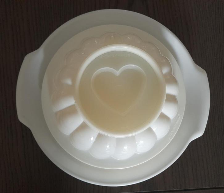 Tupperware Puddingvorm 6 delig, Huis en Inrichting, Keuken | Tupperware, Overige typen, Crème, Ophalen of Verzenden