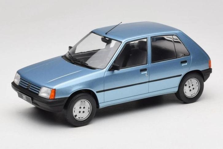 1:18  Peugeot 205 GR 5drs 1984  -  MCG, Hobby en Vrije tijd, Modelauto's | 1:18, Nieuw, Auto, Overige merken, Ophalen of Verzenden