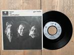 VINYL SINGLE Genesis - Land of Confusion, Cd's en Dvd's, Vinyl Singles, Gebruikt, 7 inch, Single, Ophalen of Verzenden