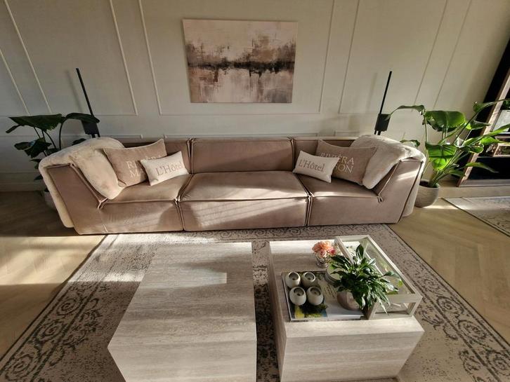 riviera maison jagger bank velvet light taupe, Huis en Inrichting, Banken | Complete zithoeken, Zo goed als nieuw, Ophalen
