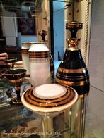 Vintage Zwart-Gouden Servies Set, Antiek en Kunst, Antiek | Servies compleet, Ophalen of Verzenden