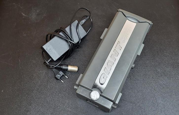 Giant Twist Accu 26V 10.4Ah + Oplader Getest 50Km, Fietsen en Brommers, Fietsaccessoires | Fietsaccu's, Gebruikt, Ophalen