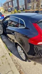 Volvo V40 1.6 D2 115PK 2013 Zwart, Auto's, Voorwielaandrijving, 4 cilinders, Zwart, Origineel Nederlands