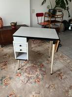 Vintage bureau formica tafel, Huis en Inrichting, Bureaus, Ophalen of Verzenden, Gebruikt, Bureau