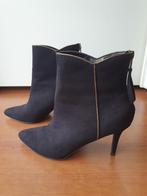 NIEUWSTAAT mooie zwarte enkel laarsjes met naaldhak, maat 39, Ophalen, Zwart, Zo goed als nieuw, Schoenen met hoge hakken