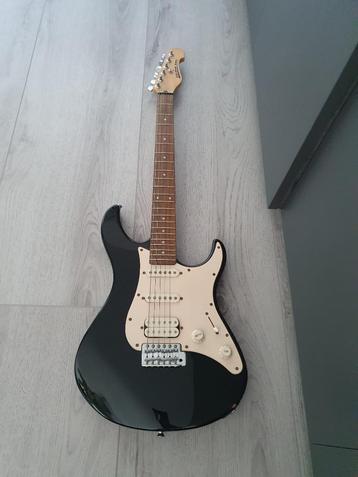 Yamaha EG012 beschikbaar voor biedingen