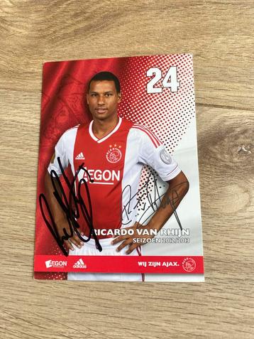 Gesigneerde Ricardo van Rhijn Spelerskaart Ajax beschikbaar voor biedingen