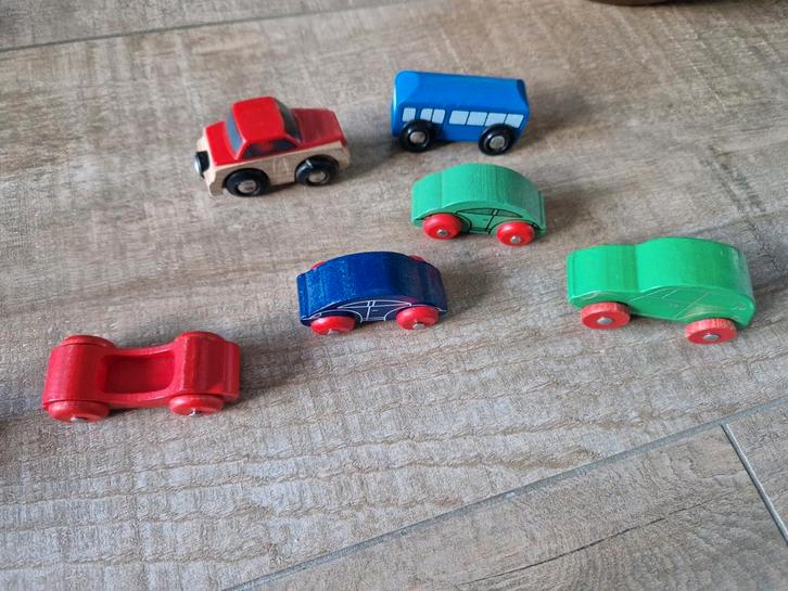 Houten Speelgoed treinen en elektrische locomotief  oa BRIO, Kinderen en Baby's, Speelgoed | Houten speelgoed, Gebruikt, Overige typen