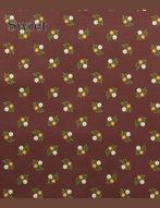 4151 bloemenbehang jaren 70 oker bordeaux retro print swiet, Huis en Inrichting, Stoffering | Behang, Verzenden, Wit