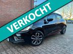 Renault Clio 1.2 TCe Intens, Voorwielaandrijving, Gebruikt, Zwart, Leder en Stof