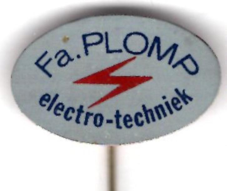 Fa. Plomp Electro-techniek blik speldje ( A_045a ), Verzamelen, Speldjes, Pins en Buttons, Gebruikt, Speldje of Pin, Merk, Verzenden