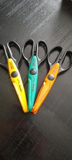 3 Fiskars Hobby Knutselscharen - Hoekpons ZGAN, Ophalen of Verzenden, Zo goed als nieuw, Overige typen