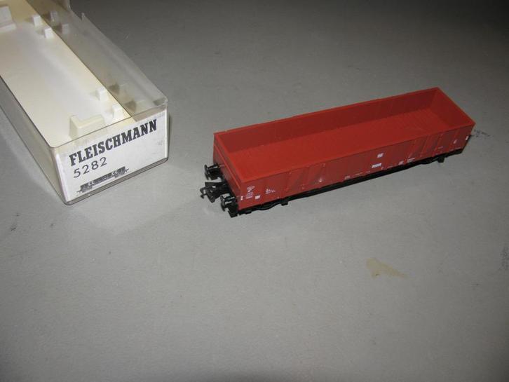 Fleischmann Bak Wagen no 5282, Hobby en Vrije tijd, Modeltreinen | H0, Zo goed als nieuw, Wagon, Gelijkstroom, Fleischmann, Ophalen