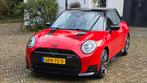 Mini Cooper 40,7 kWh 180pk 2024 Rood alle denkbare opties, 135 pk, Zwart, 4 stoelen, Cooper