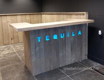 Houten bar letters TEQUILA steigerhout koelkast thuis tuin beschikbaar voor biedingen