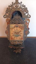 FRIESE STOELTJES-WANDKLOK, Ophalen of Verzenden