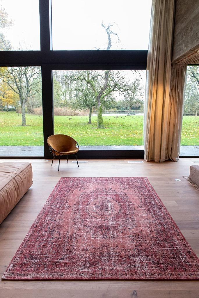 Louis de Poortere 9141 Palazzo Borgia Red | 200x280 cm, Huis en Inrichting, Stoffering | Tapijten en Kleden, Nieuw, 200 cm of meer
