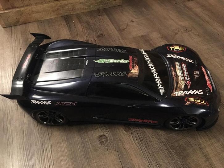 Te Koop: Traxxas XO1 roller, Hobby en Vrije tijd, Modelbouw | Radiografisch | Auto's, Gebruikt, Auto onroad, Elektro, Schaal 1:8